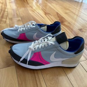 Nike Daybreak Type SE